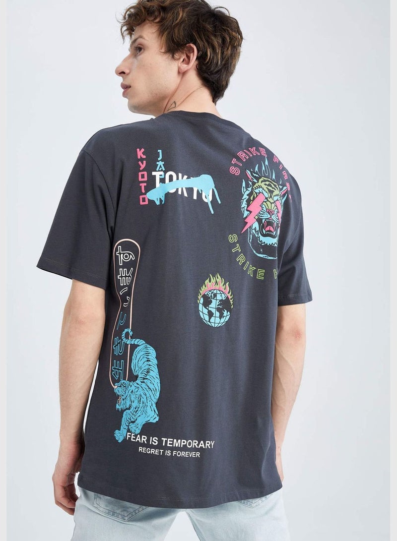 DeFacto Bixy Fit Short Sleeve Back Printed T-Shirt  - Image 5