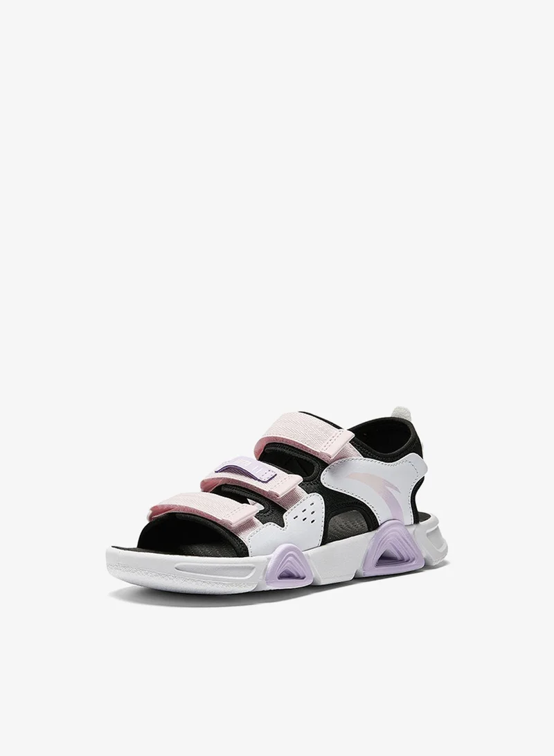 انتا أحذية شاطئ