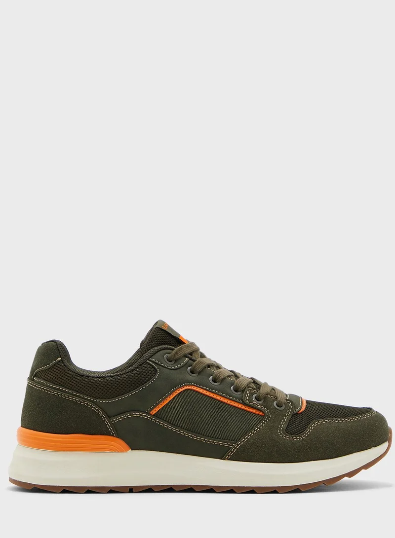 CCC Lanetti Low Top Sneaker