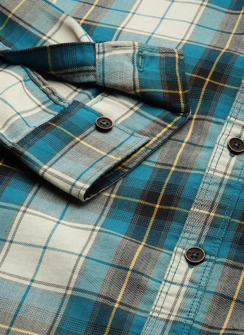 ذا انديان كراج كو Men Regular Fit Checkered Full Sleeves Spread Collar Casual Shirt