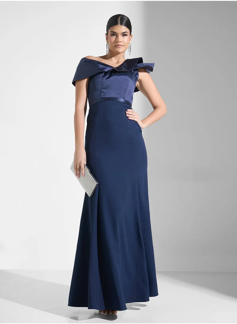 ايرا Ruffle Sleeve Tiered Dress