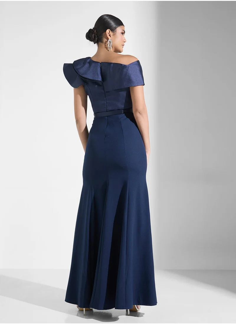ايرا Ruffle Sleeve Tiered Dress