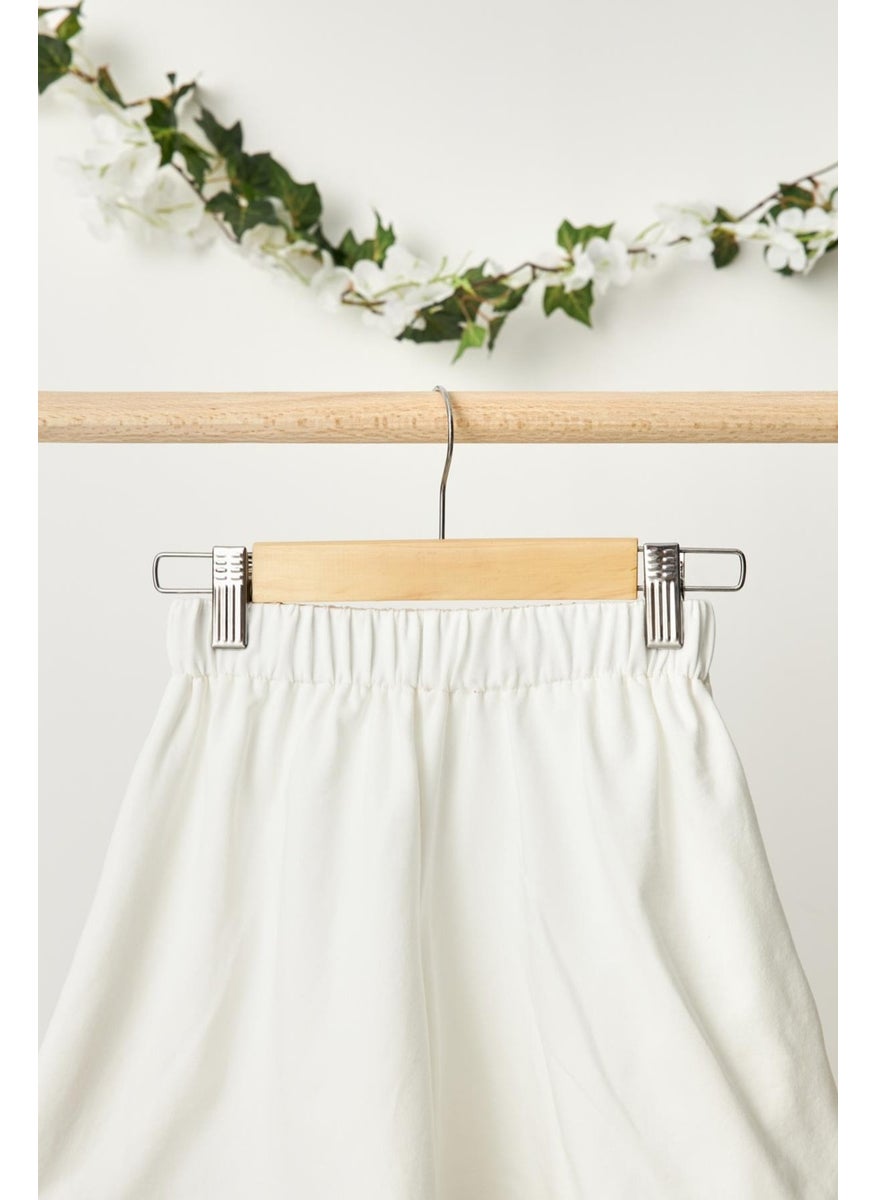 Babygiz White Girls' Elastic Waist Pocket Soft Comfortable Lightweight 100% Cotton Combed Cotton Shorts  - Image 3
