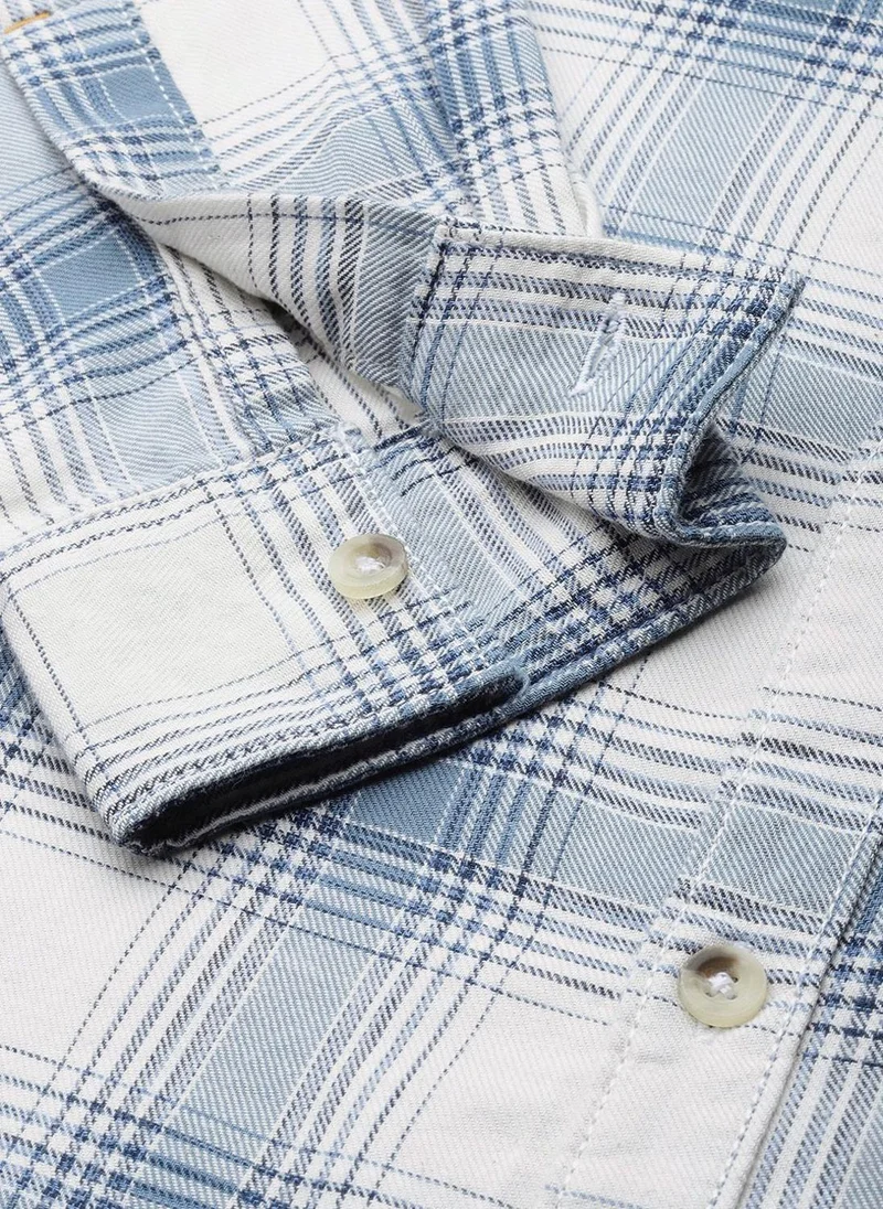 The Indian Garage Co Men Slim Fit Checkered Full Sleeves Spread Collar Casual Shirt