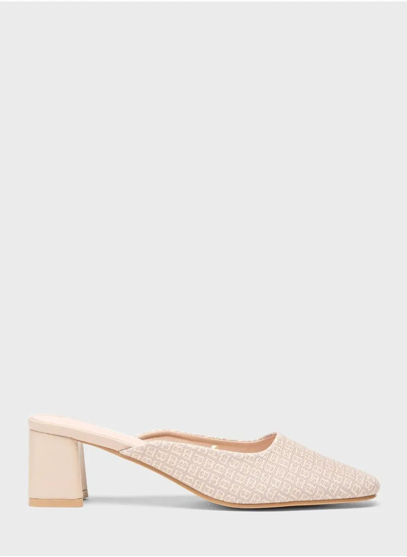 shoexpress Block Heel Pumps