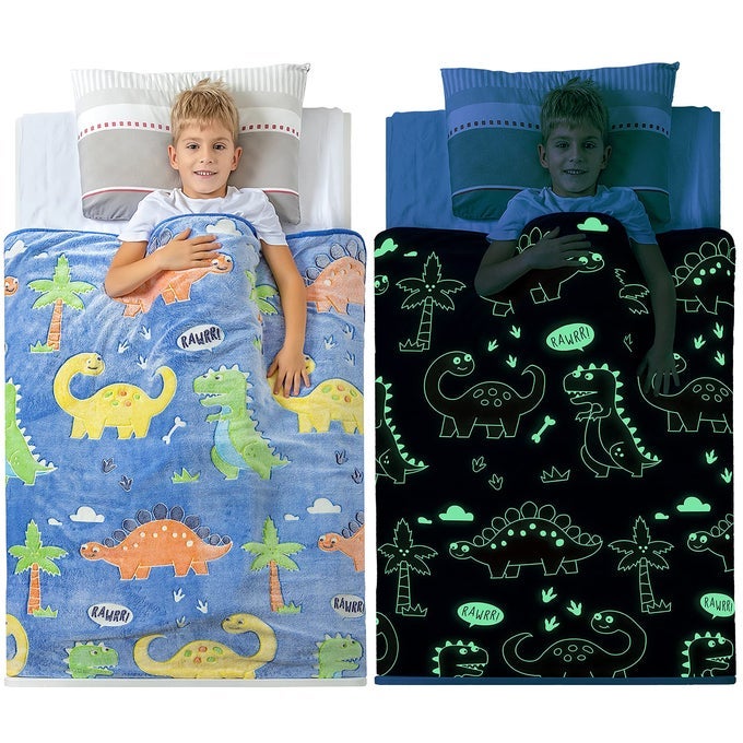 GLOW IN THE DARK DINOSAUR BLANKET FOR BOYS SOFT PLUSH BLUE FLEECE THROW BLANKET GREAT DINOSAUR GIFTS FOR KIDS GRANDKIDS BABY TODDLER BIRTHDAY CHRISTMAS 8 HOUR GLOW 50X60
