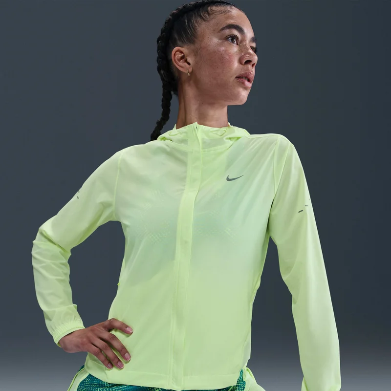 Nike Green Women's Swift Repel Packable Running Jacket for Women | Best Price UAE