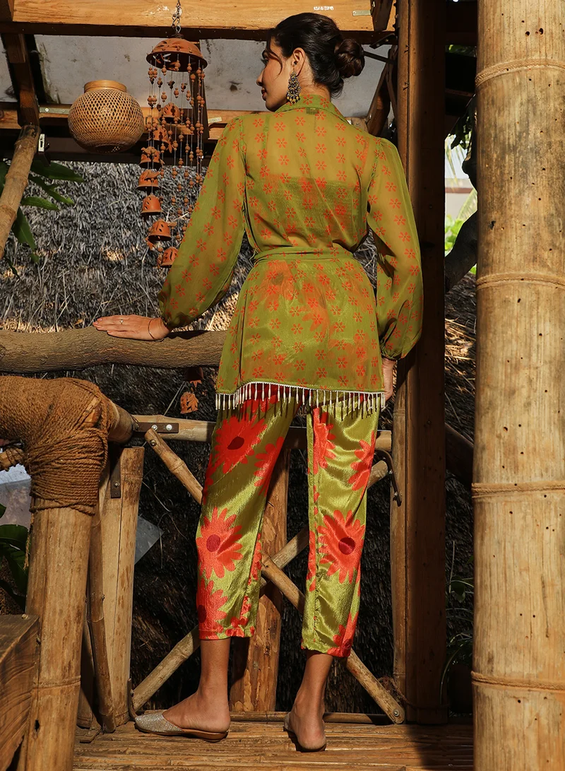  قصة Women's Avocado Green Flower Tie-Up Co-Ord Set