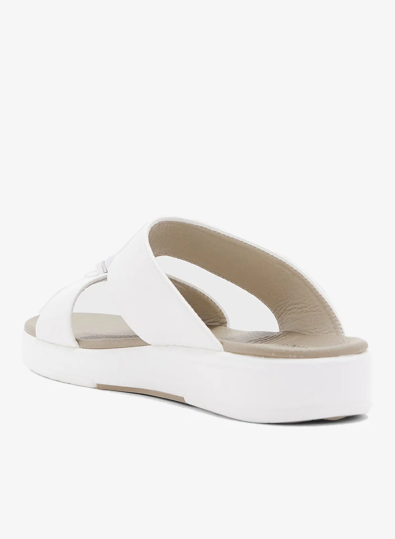 روبرت وود صنادل عربية