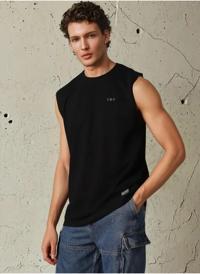 Hubberholme Men's Black 100% Cotton Solid T-Shirt