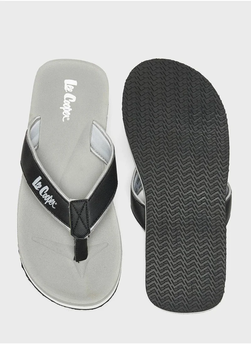لي كوبر Logo Flip Flops