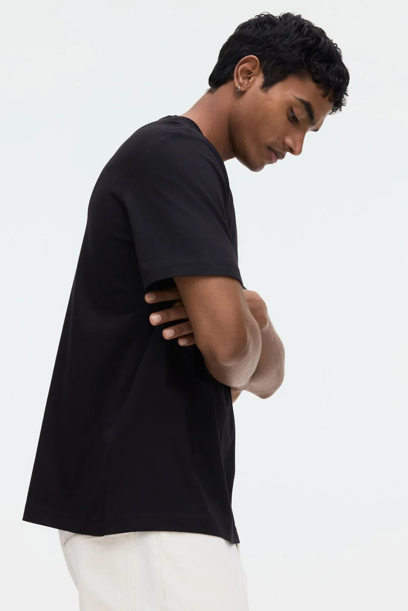 H&M  Regular Fit COOLMAX® T-shirt for Men | Best Price UAE