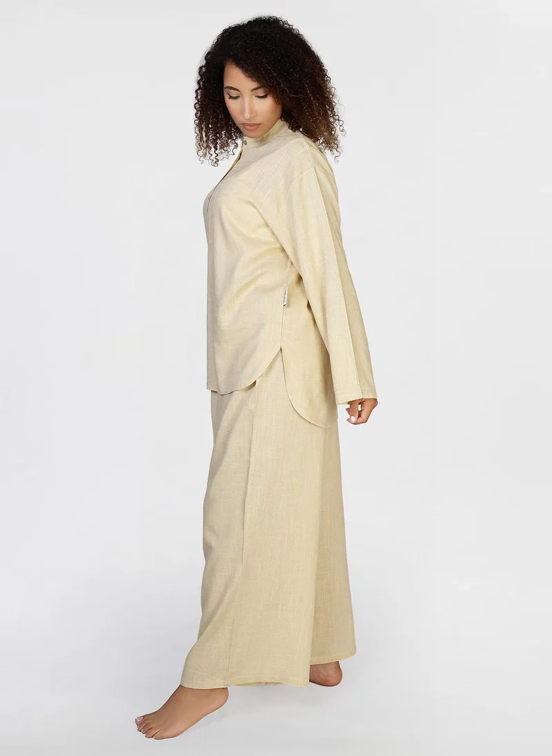 جيمي لي بوند Modest 2 PCS Linen Set of relaxed-fit top with a buttoned neckline and wide sleeves, paired with straight-leg trousers
