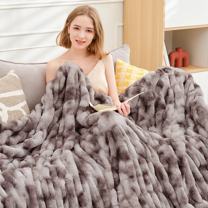 VFROO Ultra Soft Luxury Faux Fur Twin Blanket for Counch Fuzzy Fluffy Plush Warm Cozy Elegant Wrinkled Blanket for Sofa Bedroom Living Room (60""x80"" Tie-dye Taupe) - Image 5