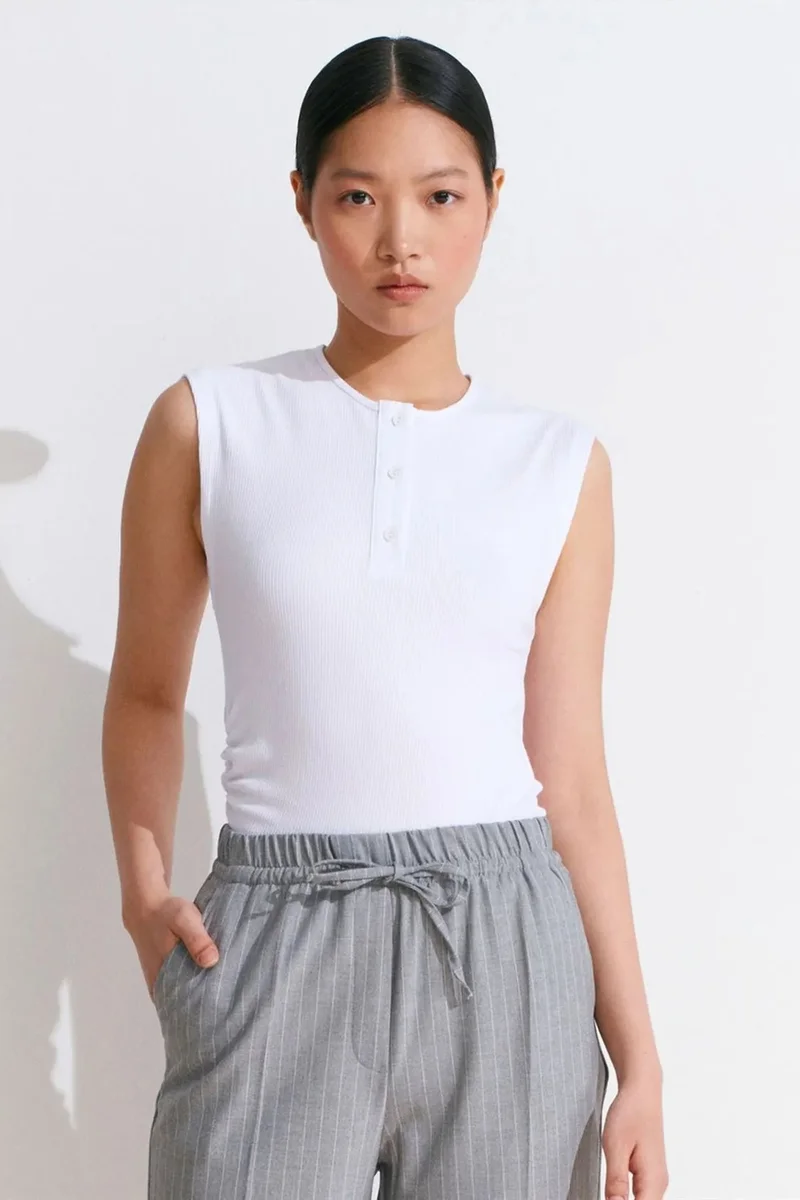 Dilvin White DILVIN Sleeveless Ribbed Button-Front Blouse for Women | Best Price UAE