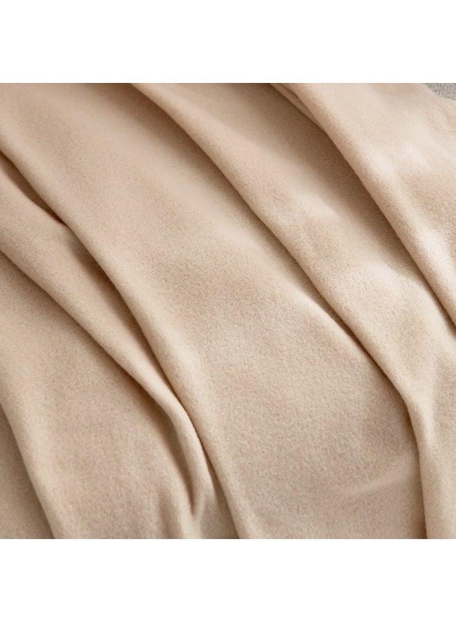 Home Box Atlanta Solid Recycled Polar Fleece Throw 120 x 160 cm - Image 2