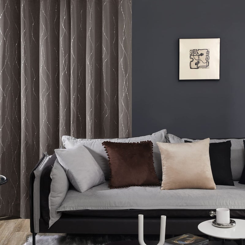 Deconovo ستائر ديكونوفو المعتمة، معزولة حرارياً وصوتياً، مطبوعة بنقاط فضية، 52 × 63 بوصة، مجموعة من 2، قابلة للغسل في الغسالة، لوحات نوافذ للمطبخ وغرفة النوم وغرفة المعيشة وحضانة، بني فاتح - Image 3