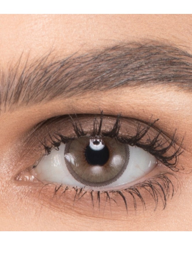 Naturel Natural La Quartzo lenses, a charming look with natural and beautiful colors. Monthly use contact lenses. A pair in a box.  - Image 1