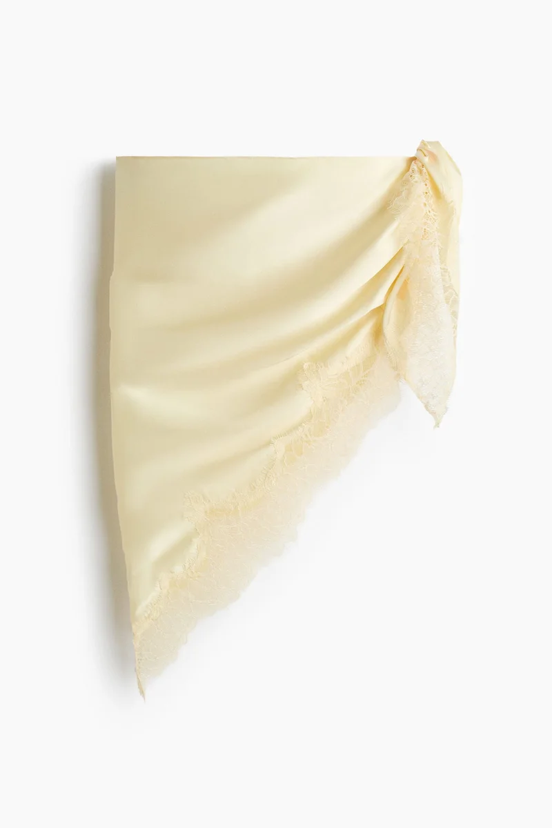 H&M Lace-trimmed triangle scarf
