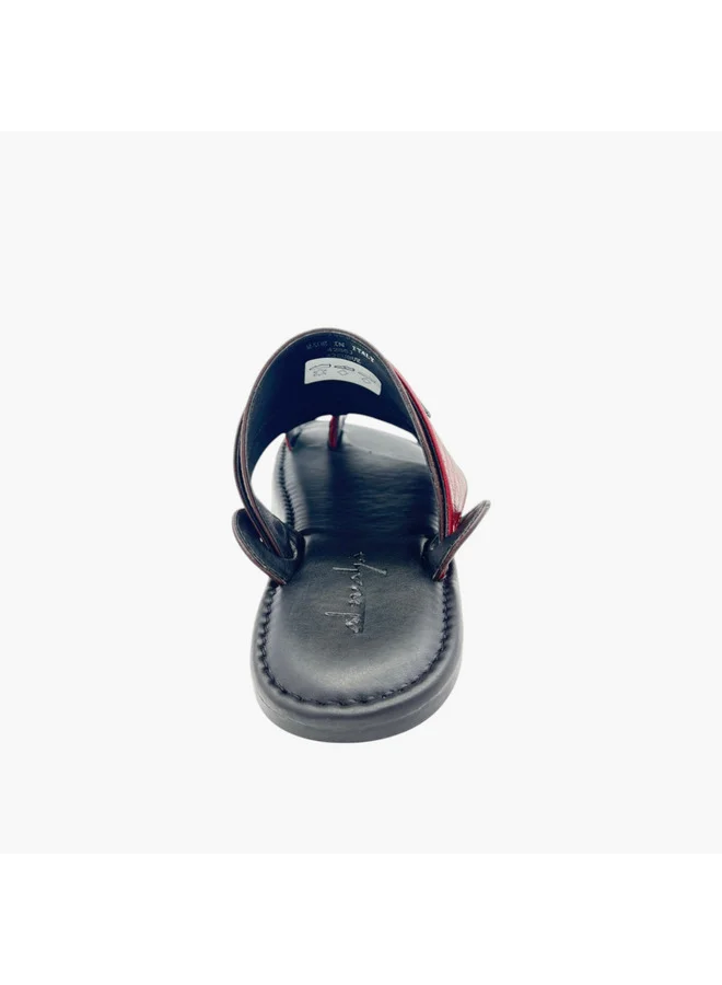 الواحة Men's Textured Slip-On Arabic Sandals with Toe Loop Detail