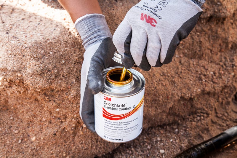 3M Scotchkote Electrical Coating FD, Fast-Drying Liquid, Flexible Sealant and Bonding Agent, Self-Contained Applicator, 15 oz. can - Image 2