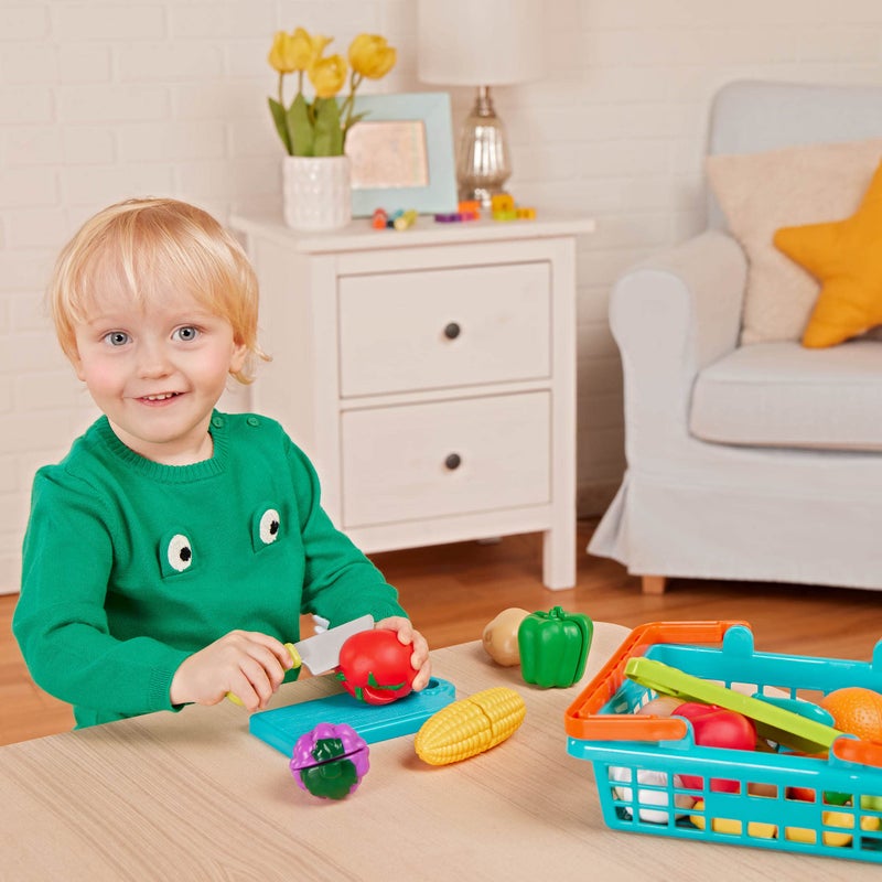 Battat â€“ Play Food for Toddlers with Farmers Market Basket and Chopping Board, Toy Food for Kids Kitchen and Pretend Play for 3+ Years (37 Pieces) - Image 2