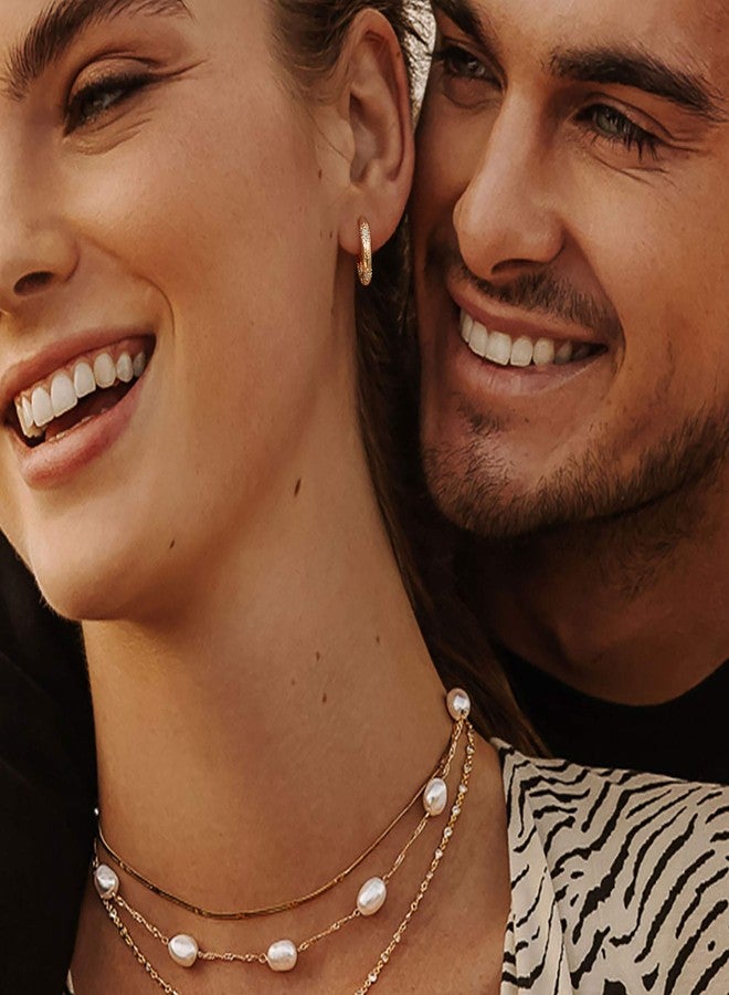 ميفيكو أقراط MEVECCO الذهبية الحلقية للنساء، مطلية بالذهب عيار 18 قيراط، مرصعة بالزركون المكعب، أقراط على شكل زهرة، مناسبة للارتداء اليومي - Image 4