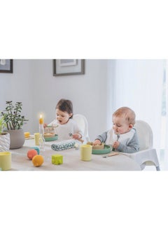Sophie la girafe Sophie la girafe - Pack of Two Soft Silicone Spoons - from 3 Months - Ideal for Baby’s First Food Feeding  - Image 4