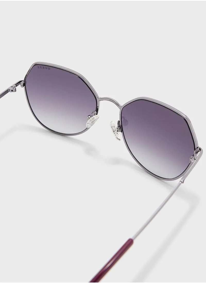 GUESS Oversized Sunglasses
