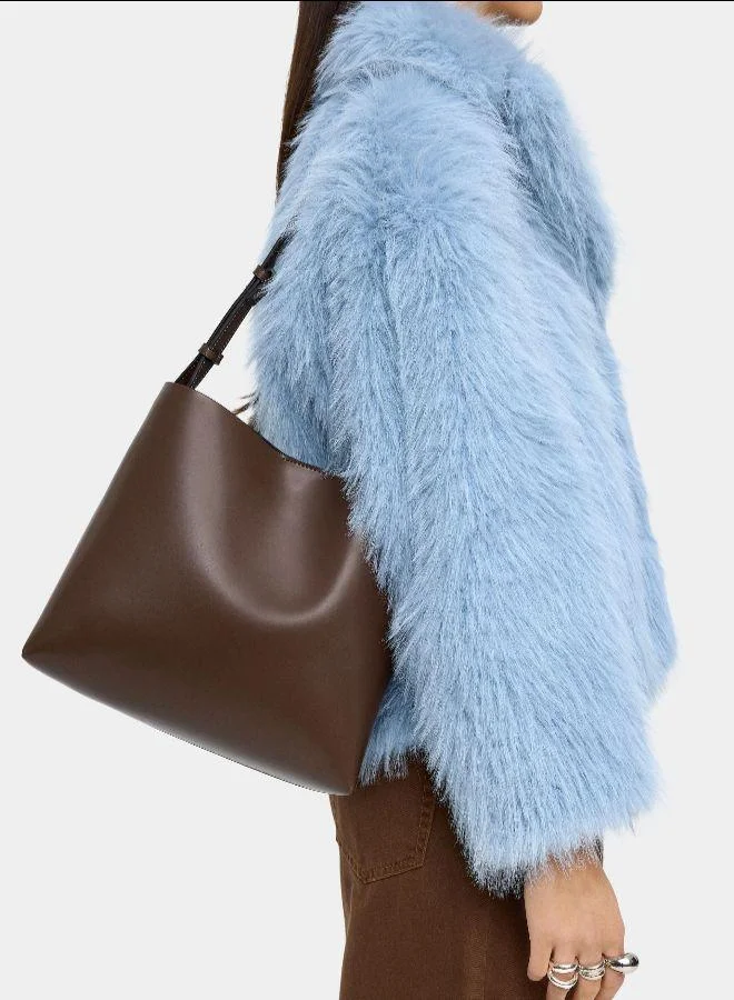 بارفوا حقيبة كتف بسيطة