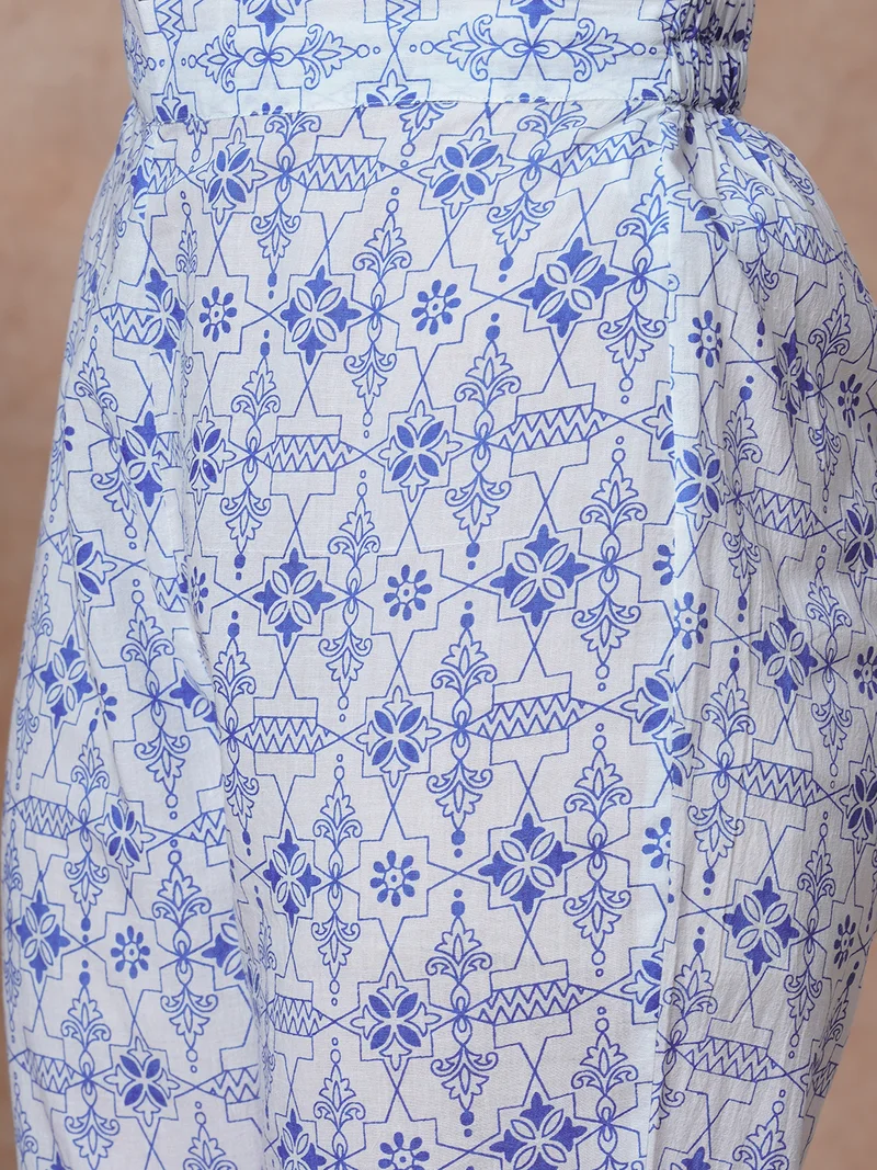 globus Women Printed Regular Thread Work Kurta With Trousers