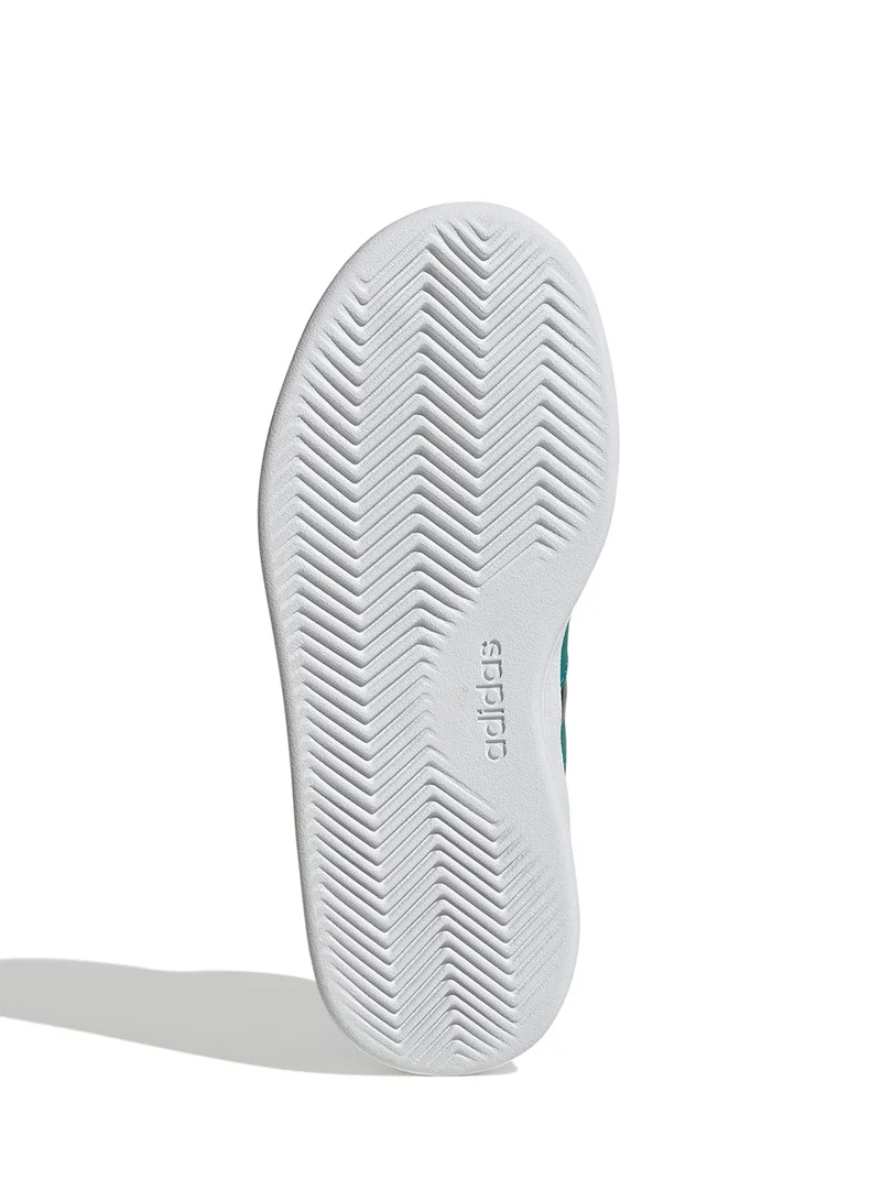 adidas بريك نت . للأطفال
