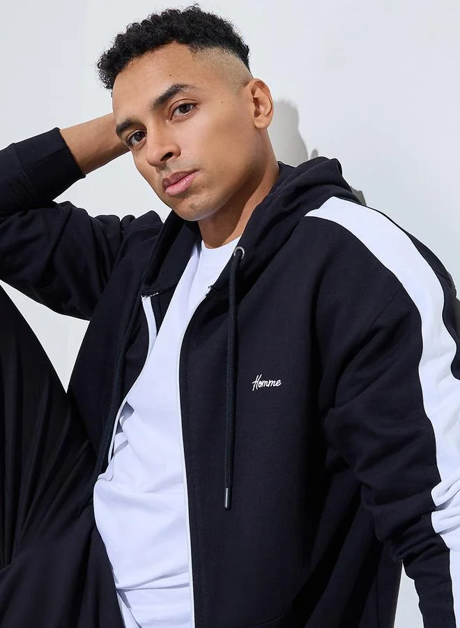 ستايلي Black Embroidered Zip-Up Hoodie