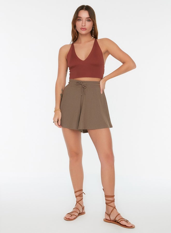 trendyol Mink Relaxed Fit Regular Waist Wrap/Textured Knitted Shorts  - Image 4