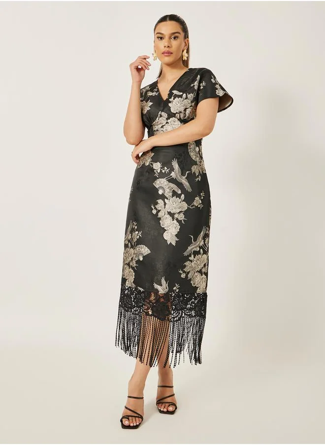 Styli Floral Print Short Sleeves Tasseled Hem Sheath Midi Dress