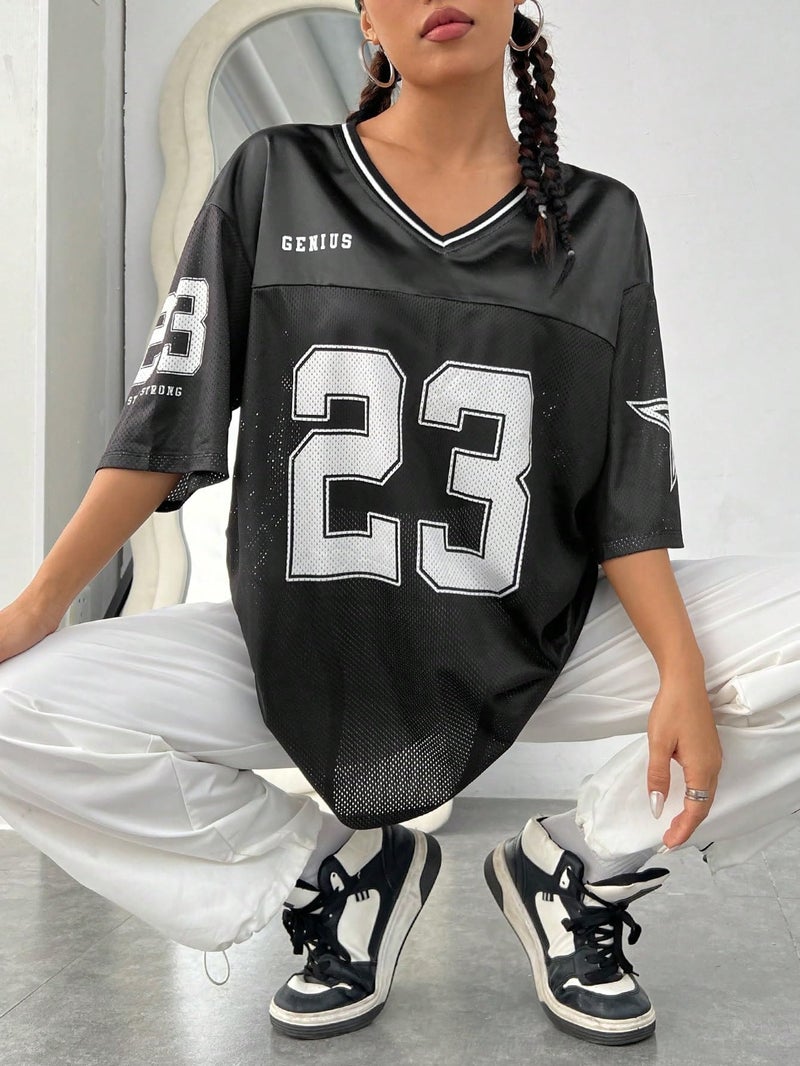 Verdusa Jersey Shirts for Women Y2K Graphic Tees Streetwear Oversized Tshirts V Neck Football Jersey Black Large - Image 4