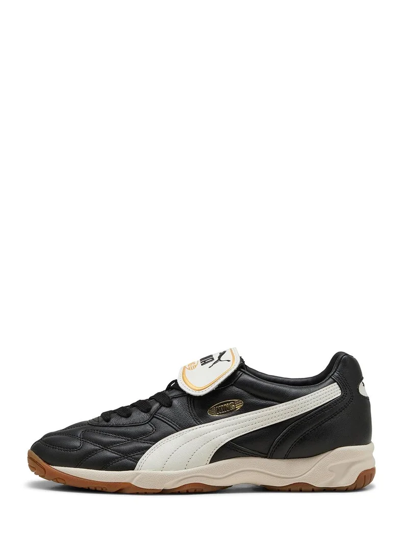 PUMA King Indoor