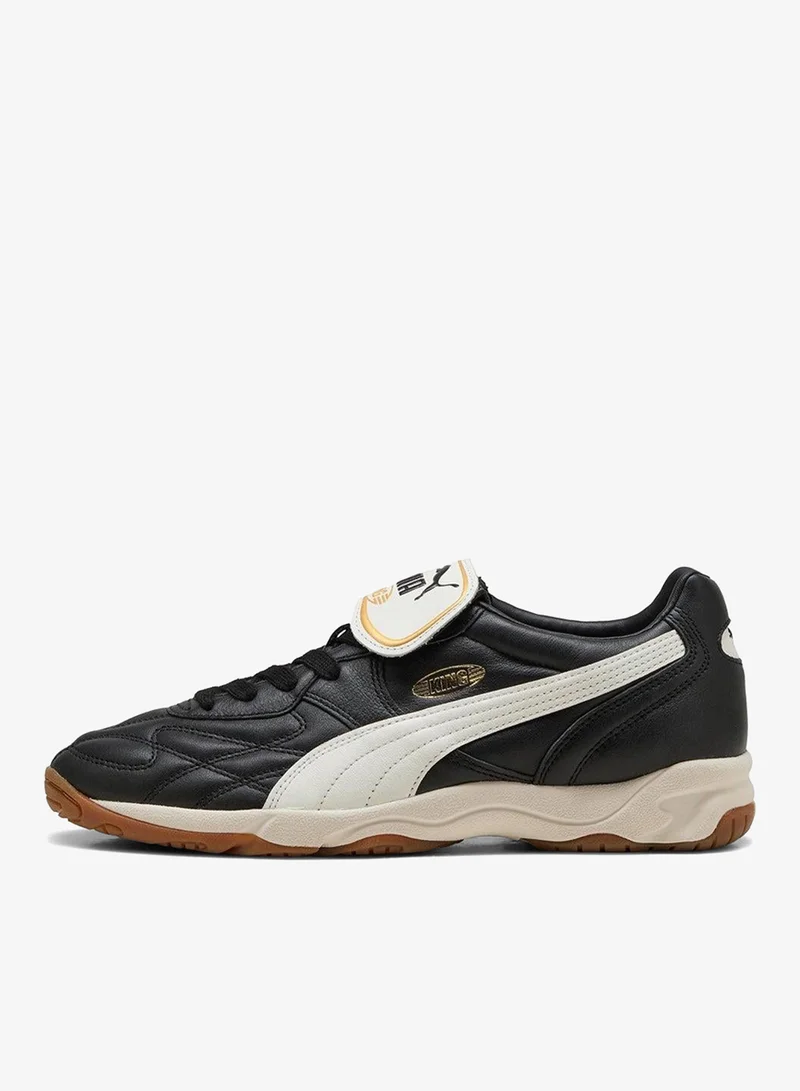 PUMA King Indoor