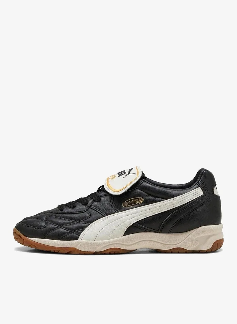 PUMA King Indoor