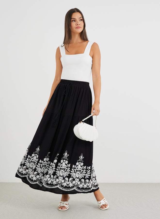 Styli Styli Embroidered Hem A-Line Maxi Skirt  - Image 2