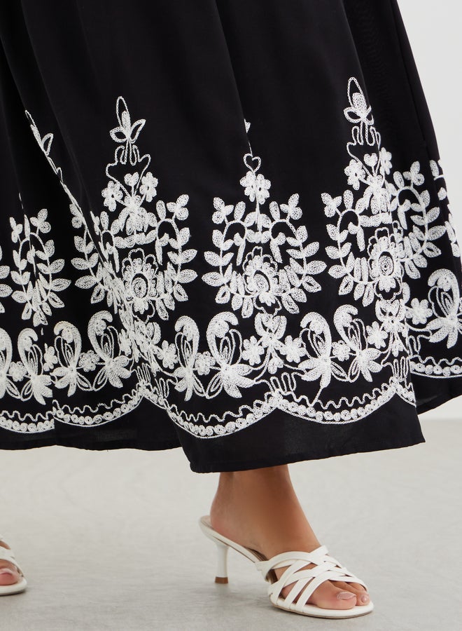 Styli Styli Embroidered Hem A-Line Maxi Skirt  - Image 4
