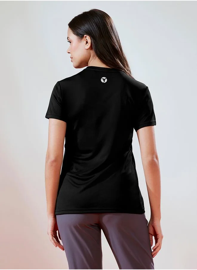تكنوسبورت Color Block Crew Neck Short Sleeve Top by Styli