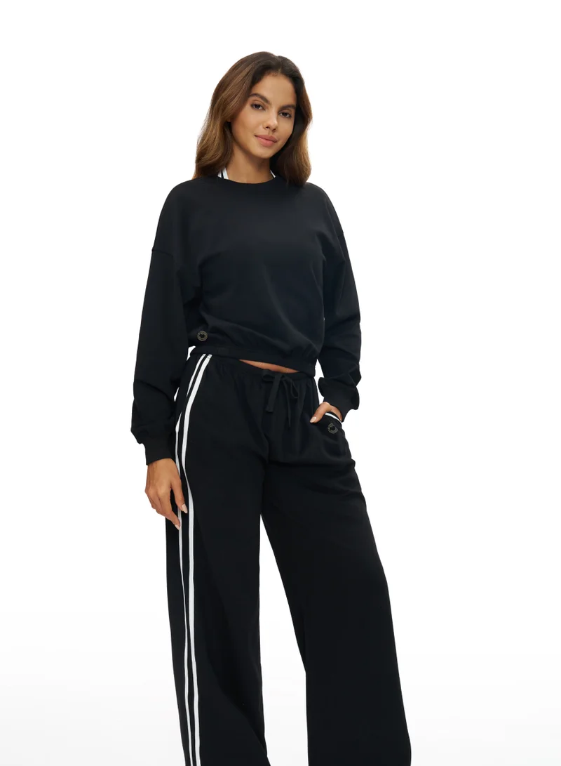 KAWN.YOGA Mid Waist Wide Leg Joggers