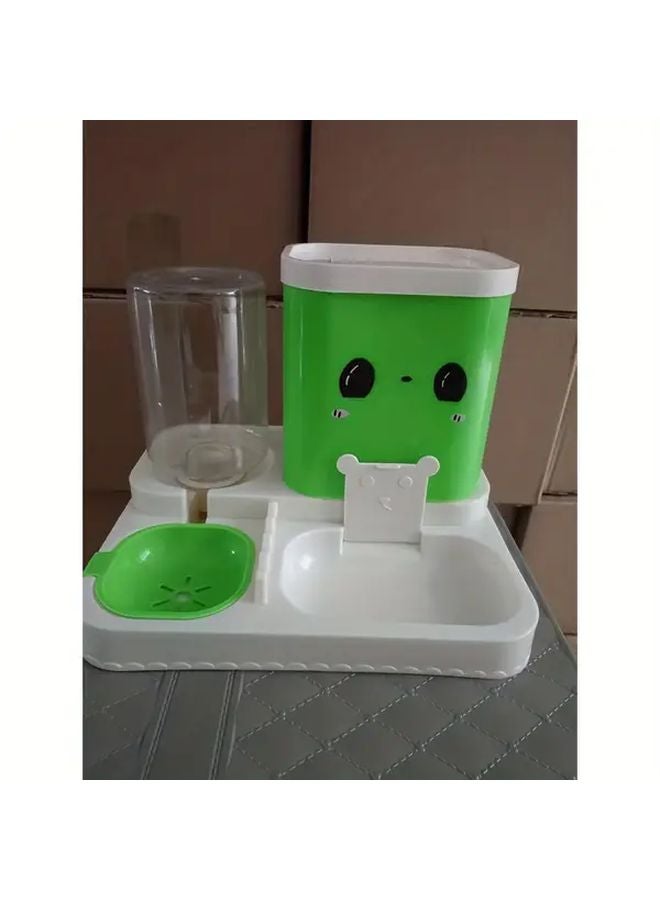 حاوية تخزين طعام الحيوانات الأليفة الخضراء محكمة الإغلاق سهلة التنظيف مربعة مصنوعة من مادة البولي بروبيلين توفير المساحة - Image 1