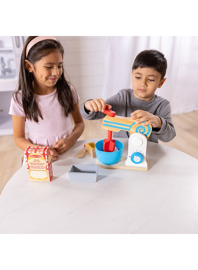 Melissa & Doug Slice and Toss Salad Play Food Set â€“ 52 Wooden and Felt Pieces , Green Wooden Pretend Food, Play Kitchen Accessories For Kids Ages 3+  - Image 4