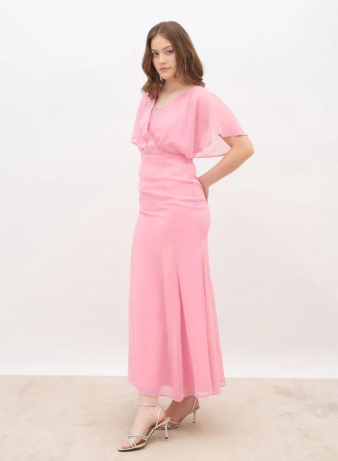 ستايلي فستان ماكسي A-Line مزين بالترتر من Styli