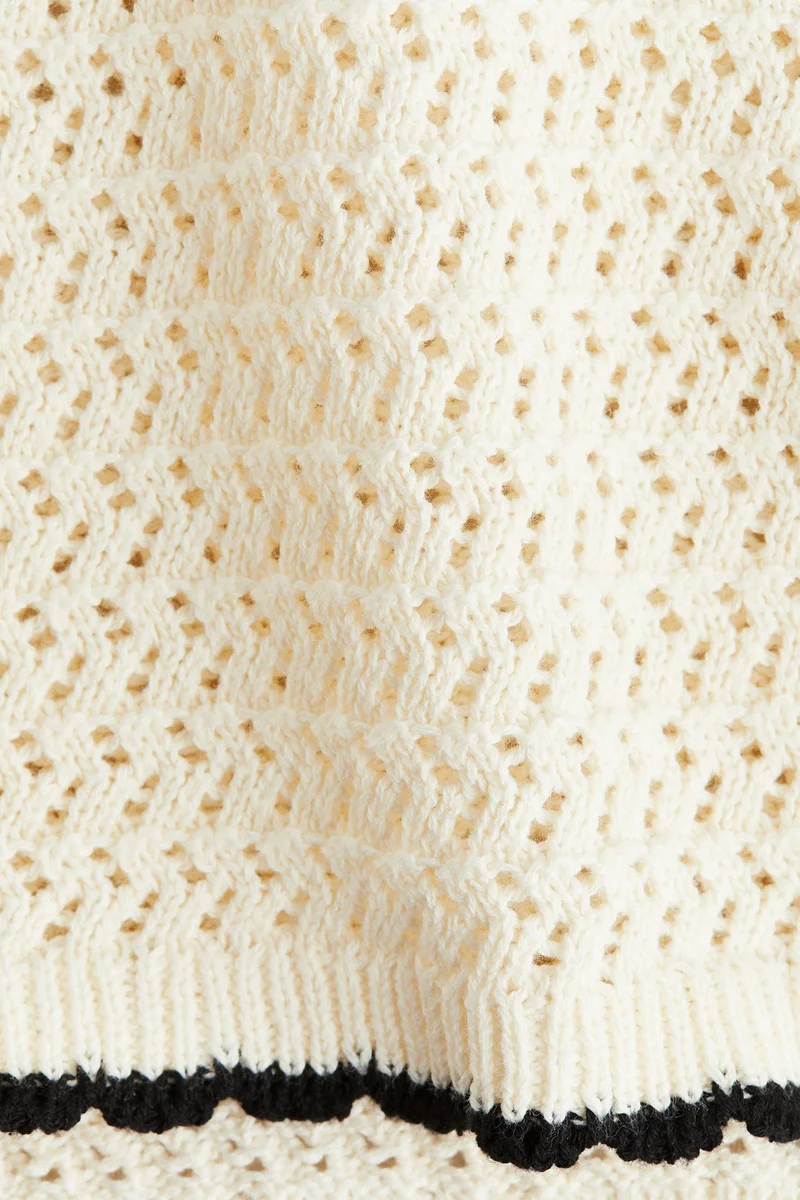 اتش اند ام كنزة قطنية محبوكة بنمط ثقوب