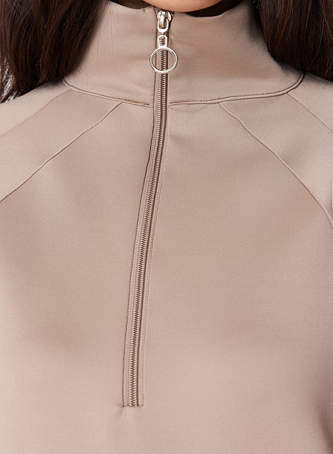 trendyol Mink Kangaroo Pocket Zipper Detail Scuba Knitted Sweatshirt TCTSS24TW00001 - Image 5