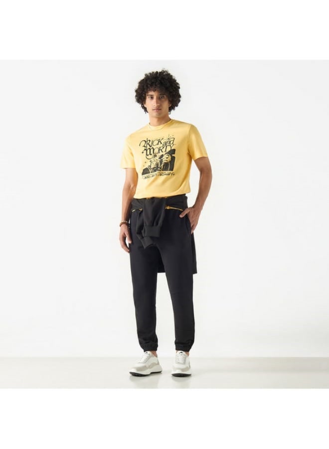 اس بي كاركترز تيشيرت بأكمام قصيرة وطبعات جرافيك - Image 4