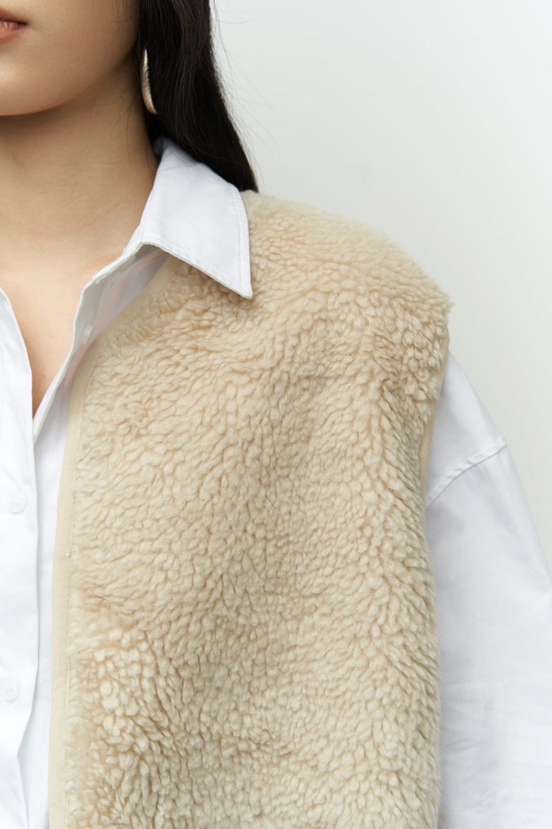 Mai Harlow Beige Teddy Vest  - Image 4